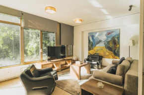 Tsakalof Loft Apartment by SuperHost Hub